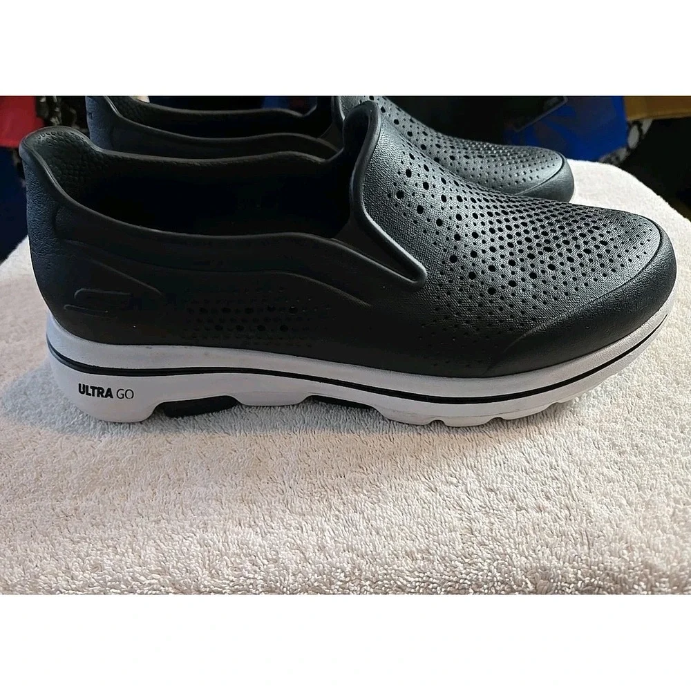 Skechers Cali Gear Mens‎ Slipon Shoes Size 11 Blue & White
